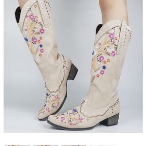 New Maxcorners Embroidery Beige Casual Women Boots.size EU 43